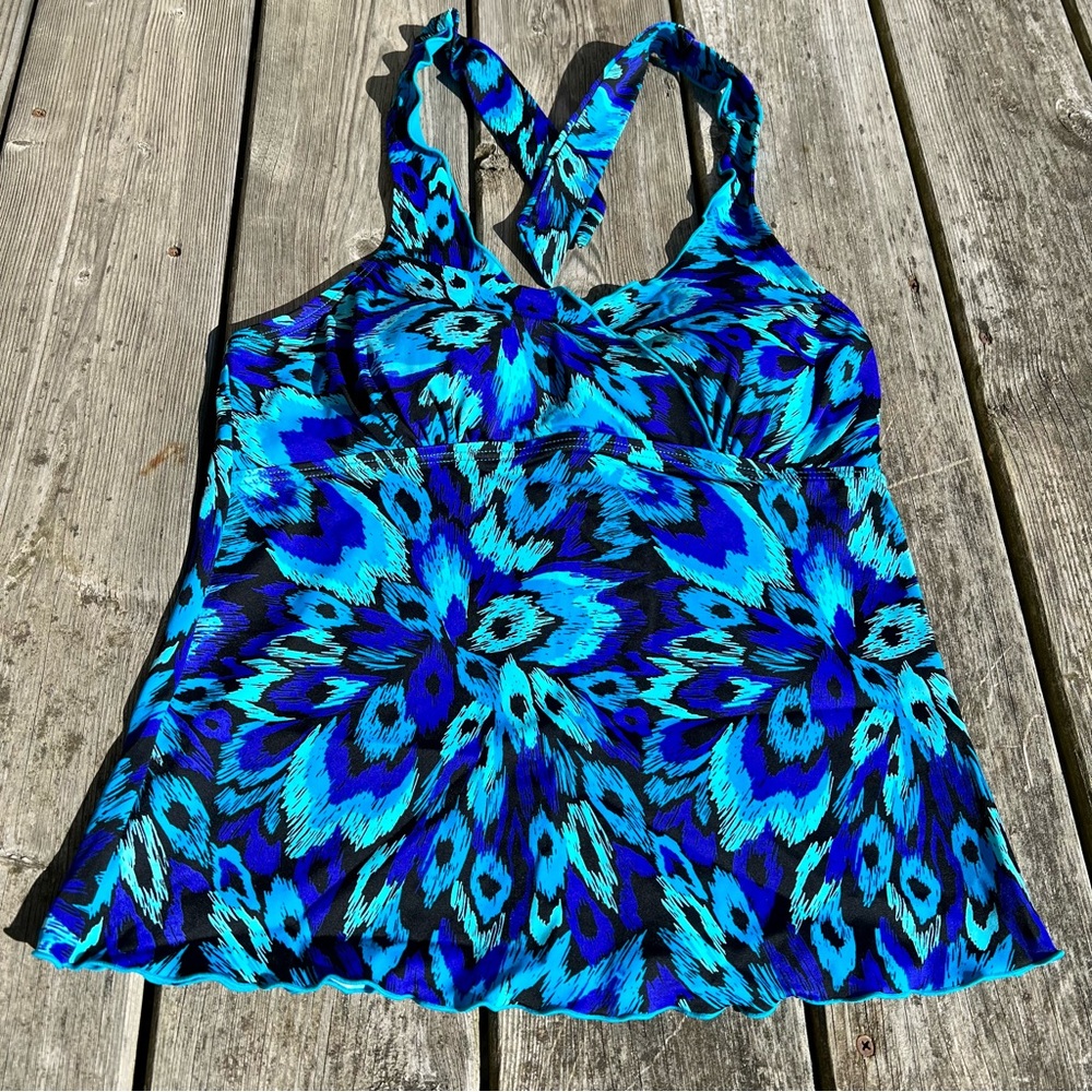 CONTOUR by BEACH SCENE HALTER TANKINI TOP NWOT